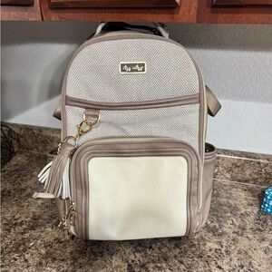 Itzy ritzy diaper bag Vanilla Latte